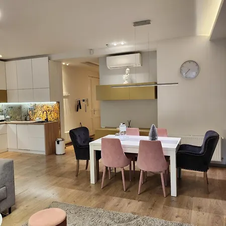 Apartment M53 