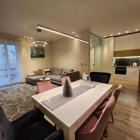 Apartment M53 